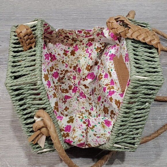 Mali + Lili Green Rattan Wicker Crossbody Bag Floral Lining Hexagon Shape - Picture 8 of 16